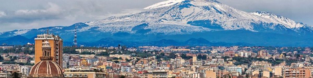 Catania_e_il_vulcano_Etna